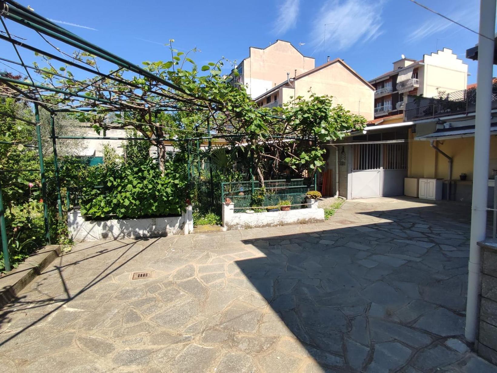 Il Giardino Di Paolo Lägenhet Turin Exteriör bild